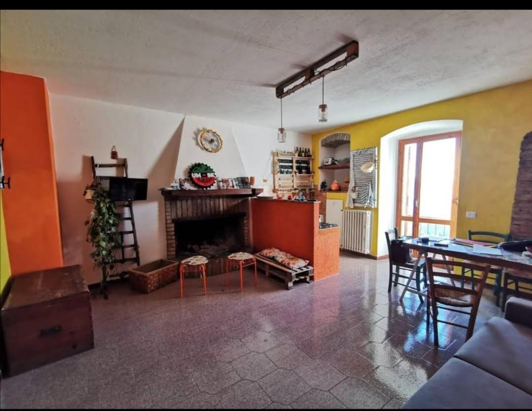 Umbria In Bike B&B Фоліньо Екстер'єр фото